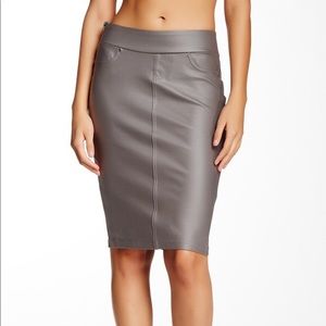 Liverpool Jeans  Cecil pencil Skirt size 12/31